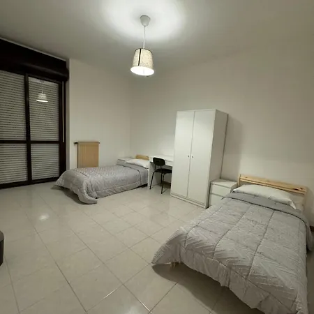 Ra Guest House2 *